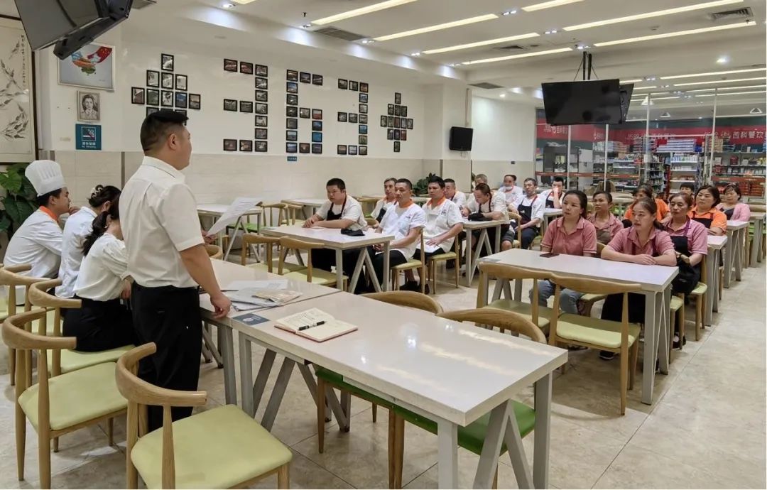 严守清静关！拉斯维加斯9888餐饮集团开展秋季食堂清静专项检查事情